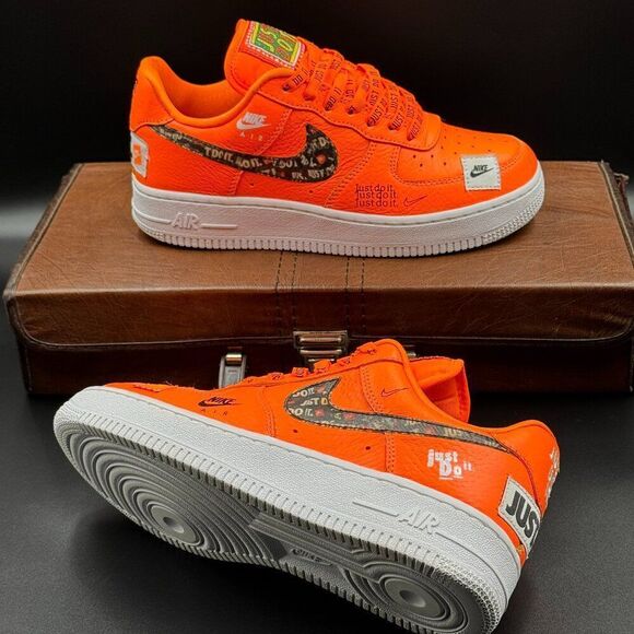 Nike Air Force 1 Low 'Just Do It' - Picture 9 of 10